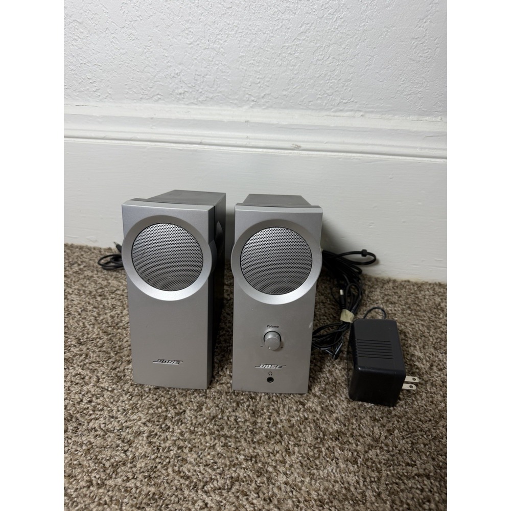 Bose Companion 2 Multimedia Computer Speakers Silver w/ Power Adapter Tested - Picture 1 of 10
